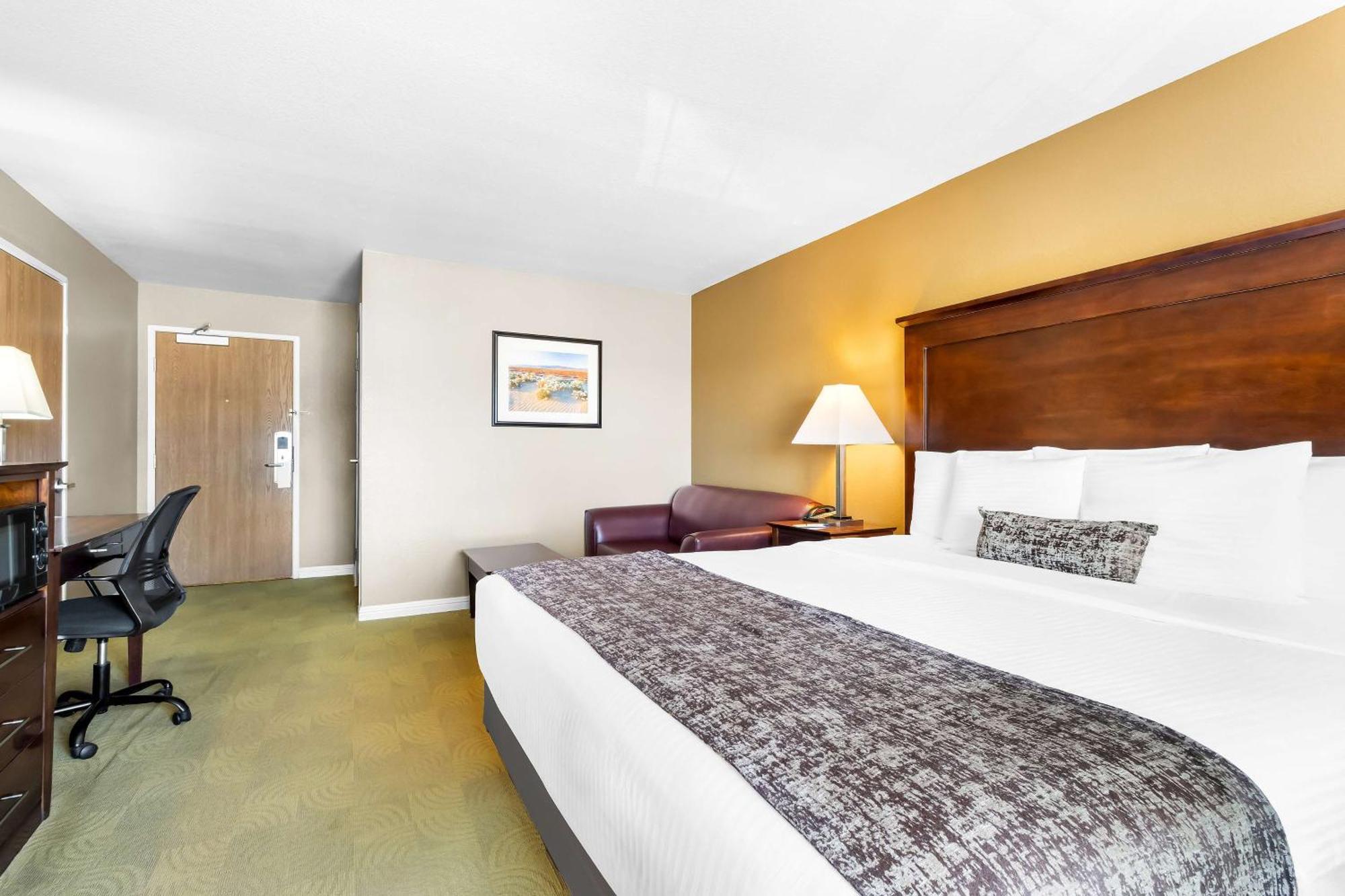Best Western California City Inn & Suites מראה חיצוני תמונה
