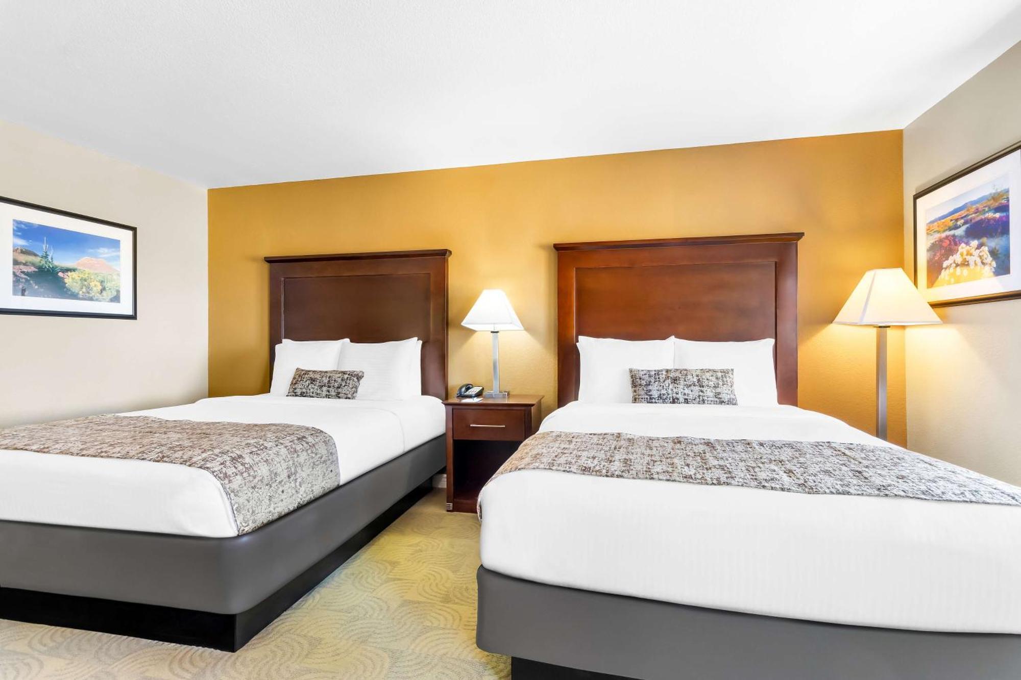 Best Western California City Inn & Suites מראה חיצוני תמונה