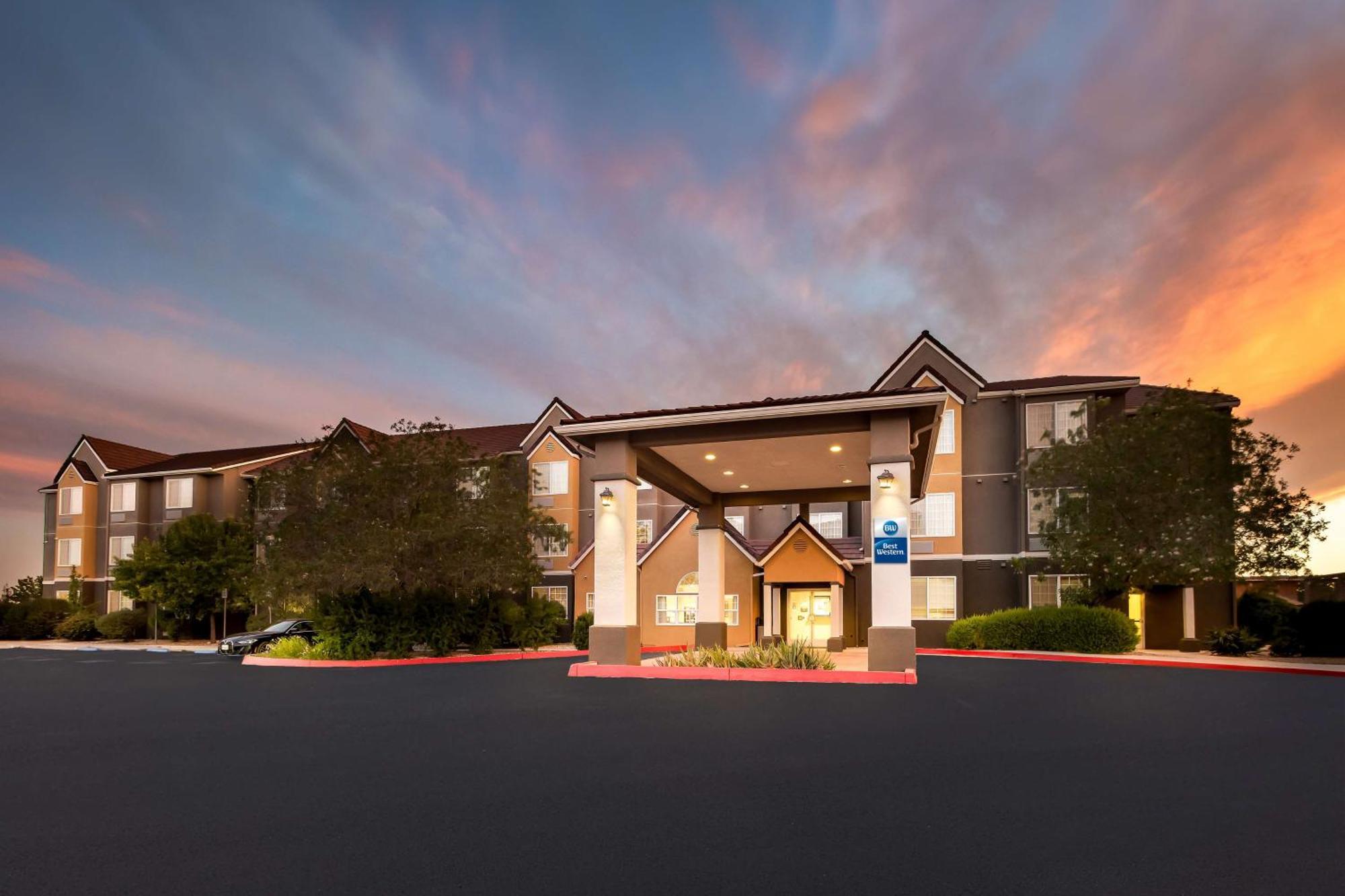 Best Western California City Inn & Suites מראה חיצוני תמונה