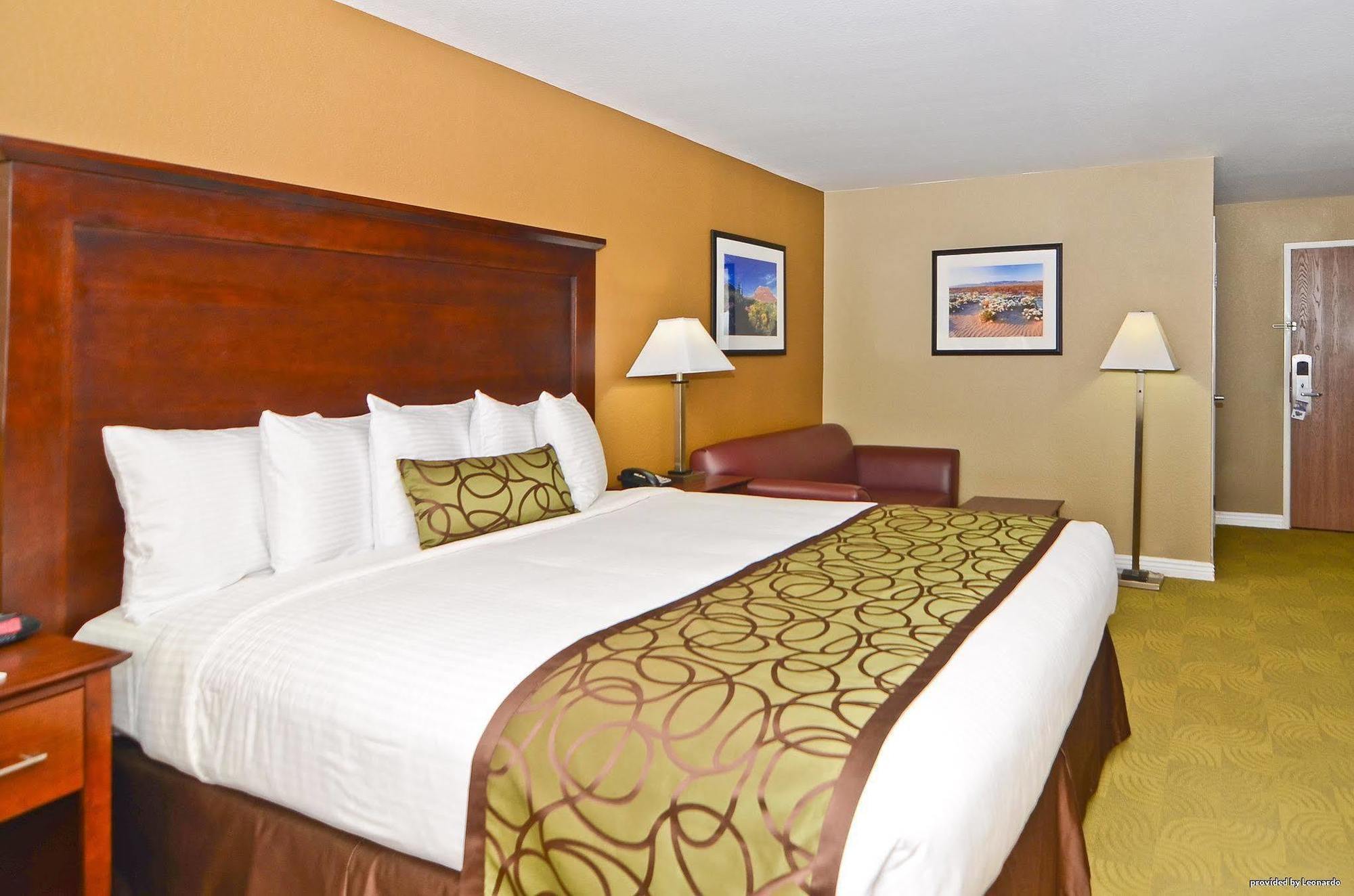 Best Western California City Inn & Suites חדר תמונה