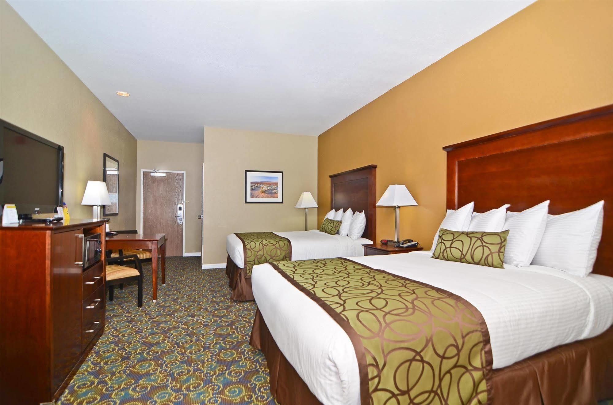 Best Western California City Inn & Suites חדר תמונה